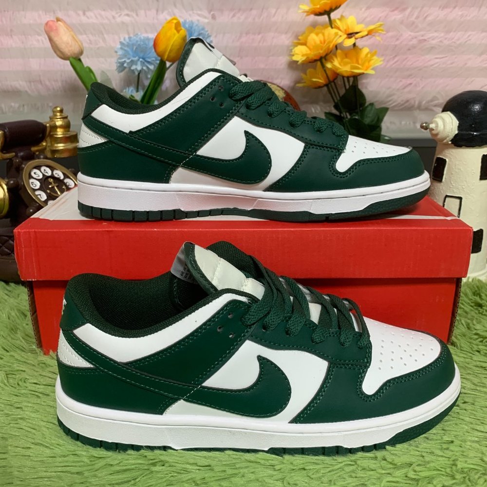 Women's Nike Dunk Low ‘Michigan State’ Green Shoes